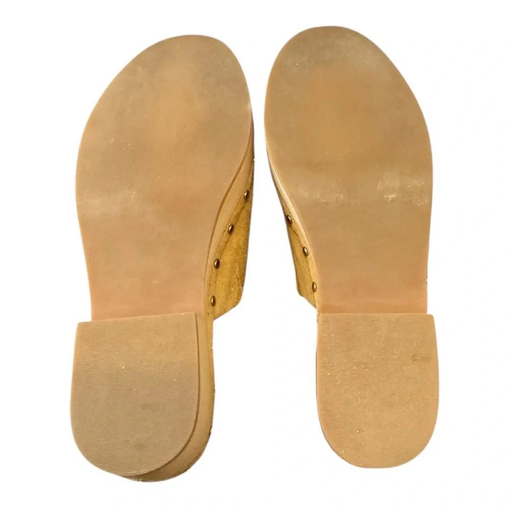 Women’s J.Crew Dakota clogs in suede, size 7.5